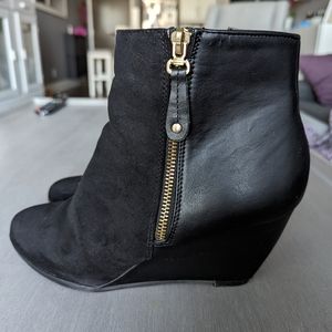 Women's Wedged Booties